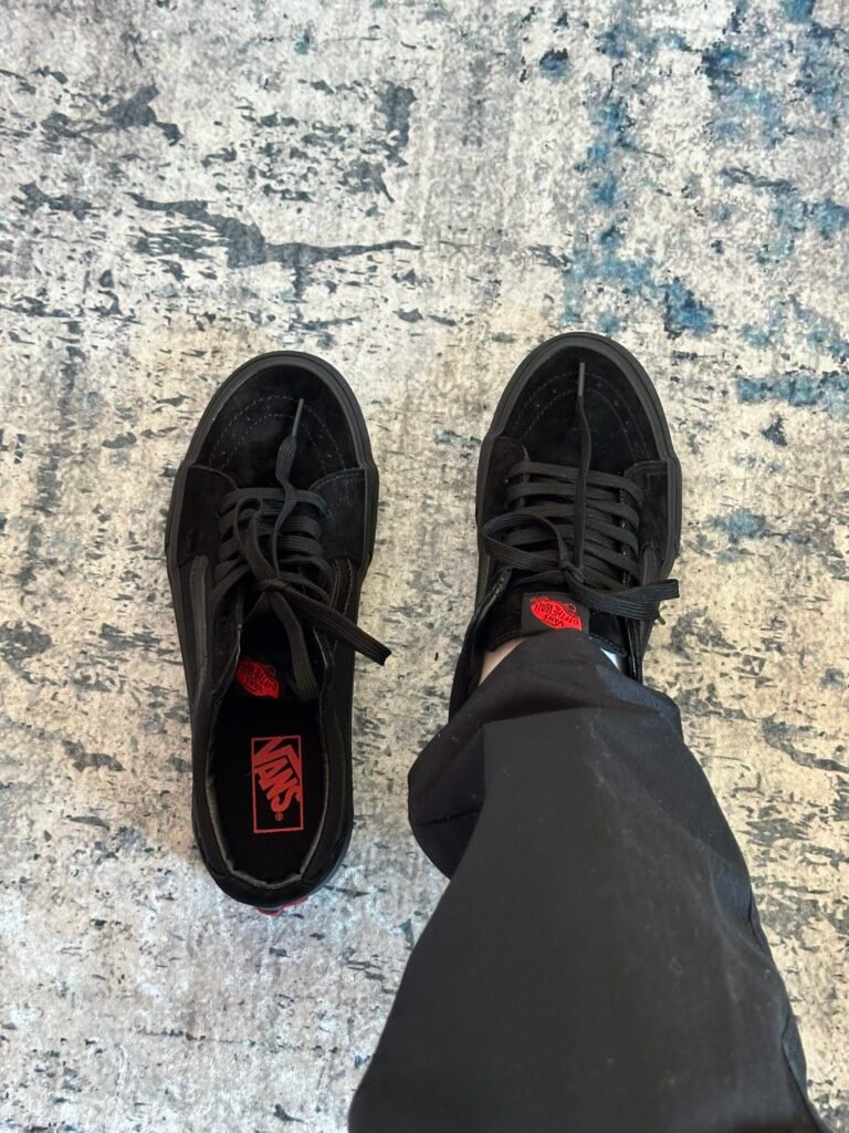 Tenis Clasicos De Gamuza Negros Sk8-Low Vans