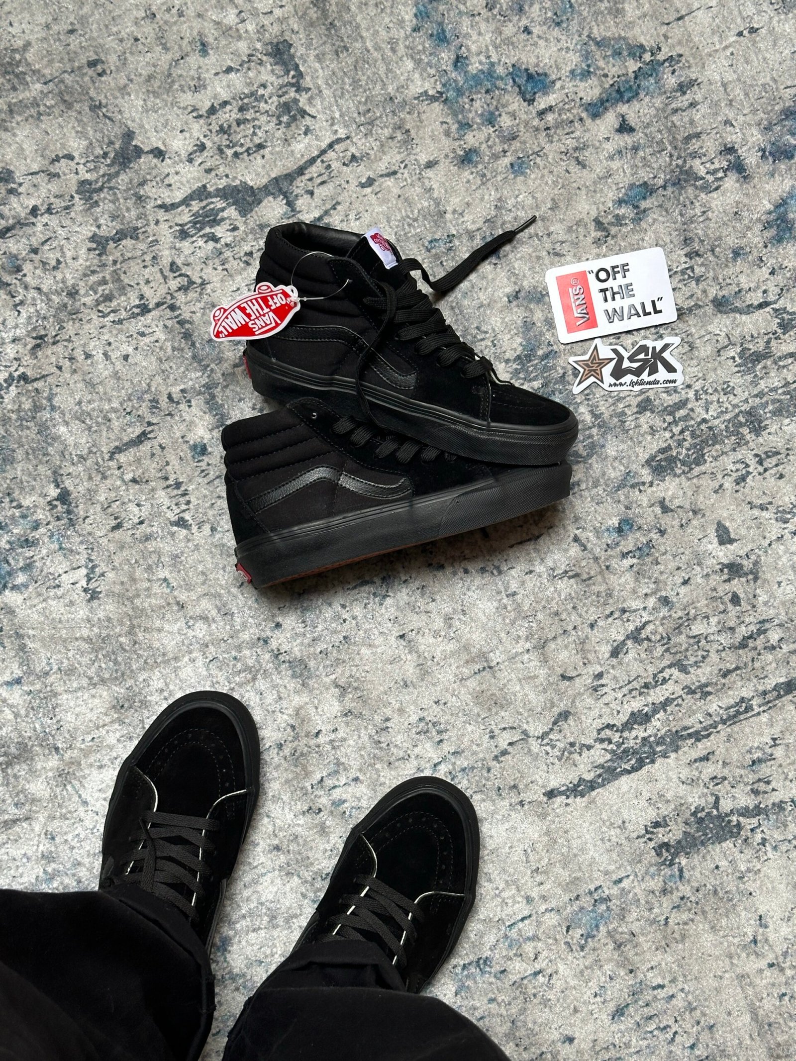 Tenis Bota Clásicos De Gamuza Y Lona Negros Sk8-Hi Vans