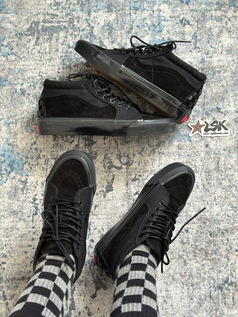 Tenis Clásicos Negros Vans Sk8-Mid Tokio Unisex