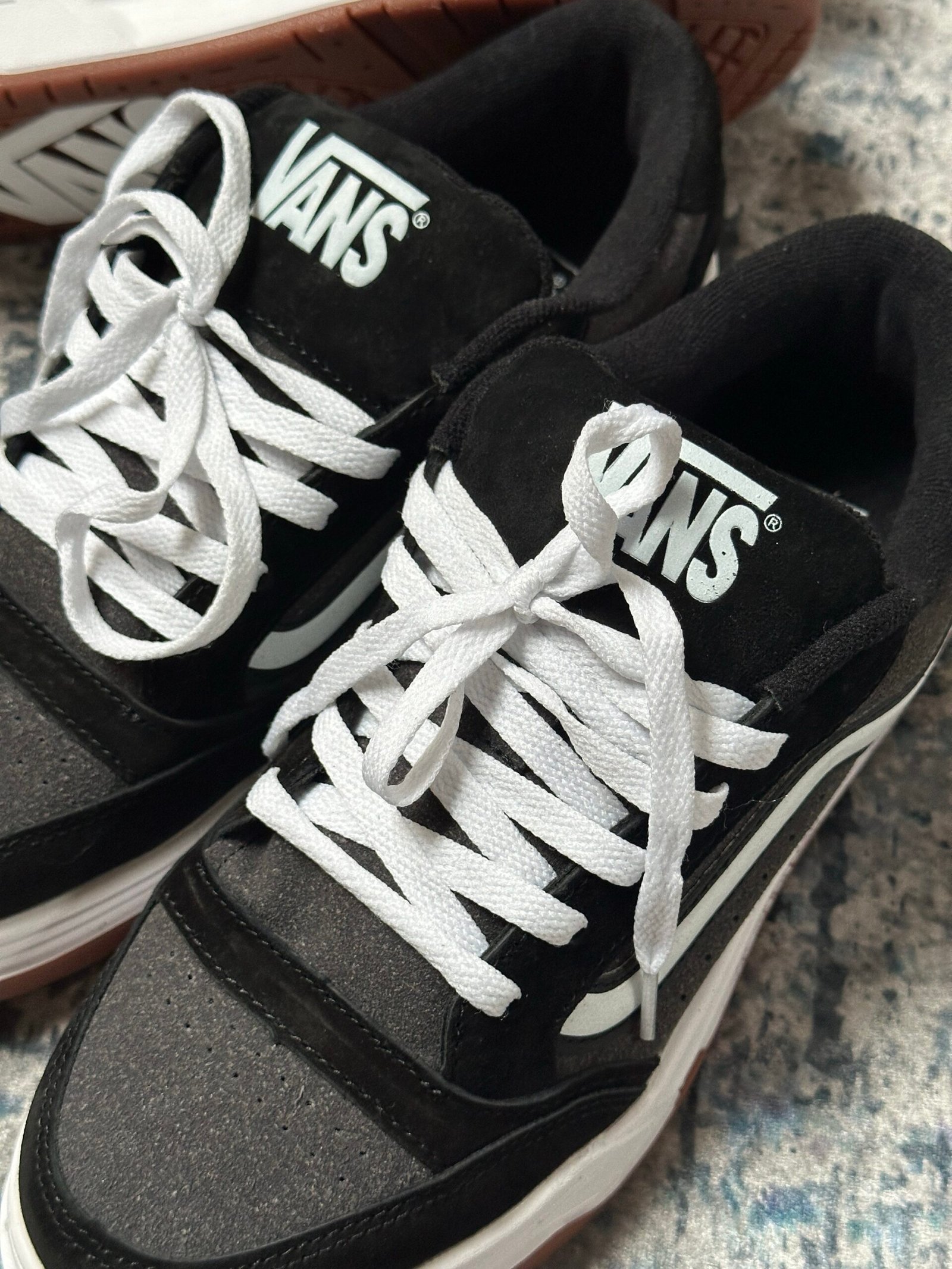 Tenis Chunky Vans Hylane Negros / Gris Unisex